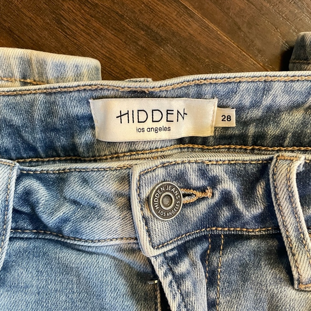Distressed Hidden Jeans - Picture 4 of 4